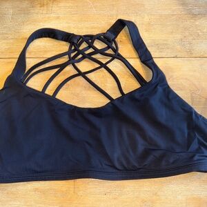 Lululemon sports bra 8